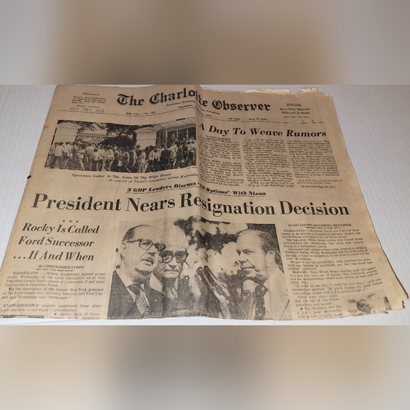 LOT OF 7 VINTAGE 1973 CHARLOTTE OBSERVER NEWPAPERS PRES NIXON WATERGATE SCANDAL - Picture 5 of 8